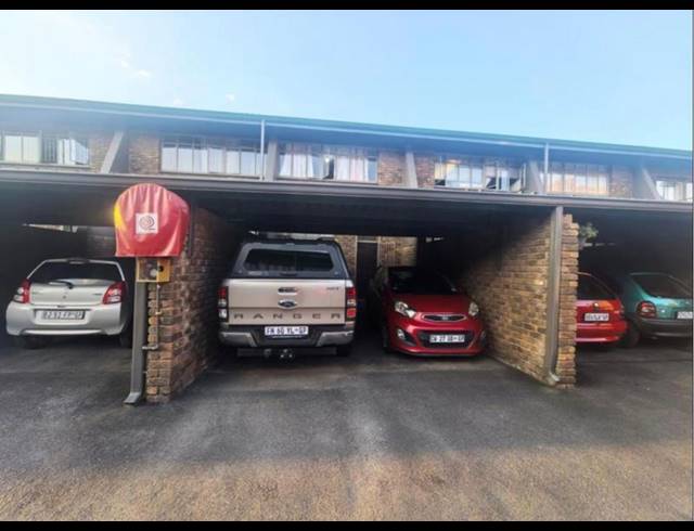 2 BEDROOM PROPERTY TO RENT IN LYTTELTON